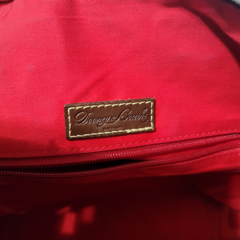 Purse - Picture 2 of 16